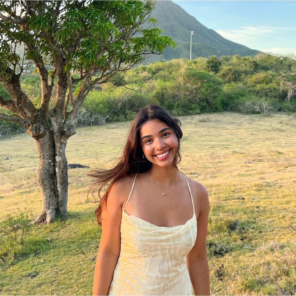 Meet your Posher, Juliana